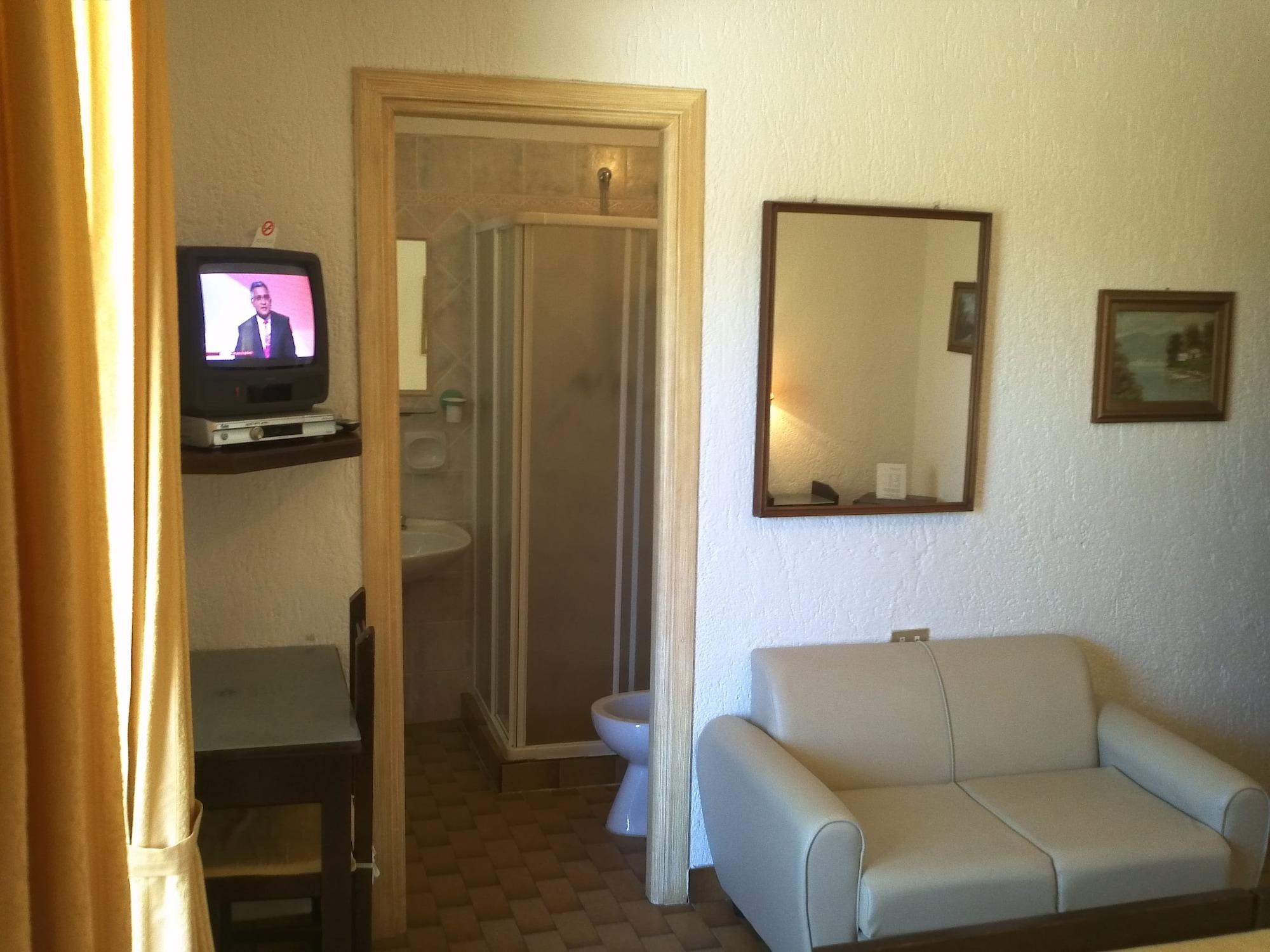 Hotel Abbaruja Olbia Exterior photo
