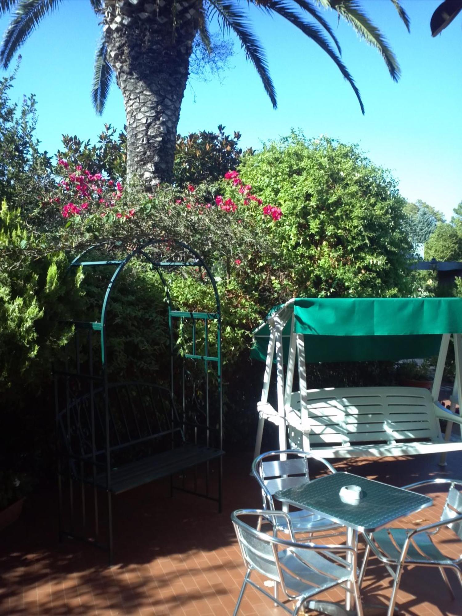 Hotel Abbaruja Olbia Exterior photo